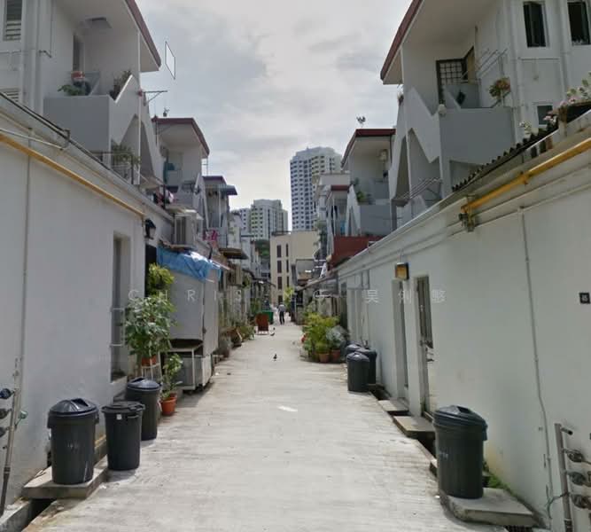 Tiong Bahru Conservation, , 6 Bedrooms, 1,335 sqft, HDB Flat For Sale, by Chris Ng 吴俐慜, 500199396 - Exterior - PropertyGuru.com.sg