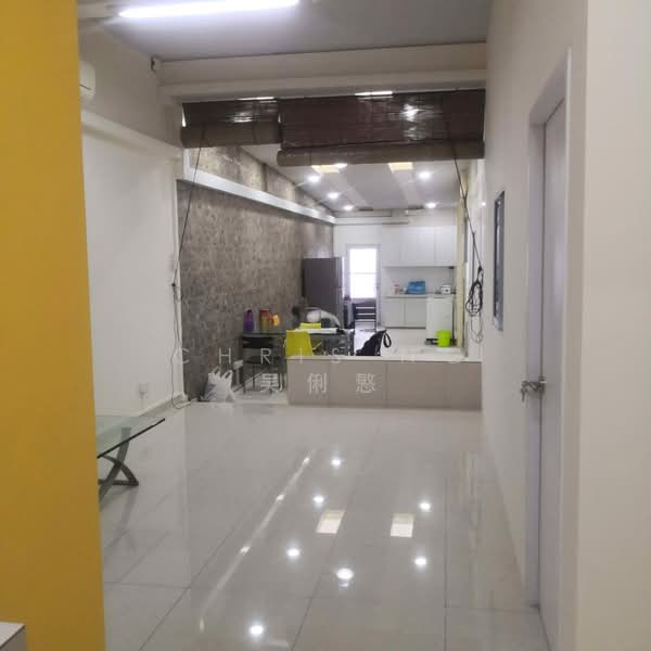 Tiong Bahru Conservation, , 6 Bedrooms, 1,335 sqft, HDB Flat For Sale, by Chris Ng 吴俐慜, 500199396 - Kitchen - PropertyGuru.com.sg