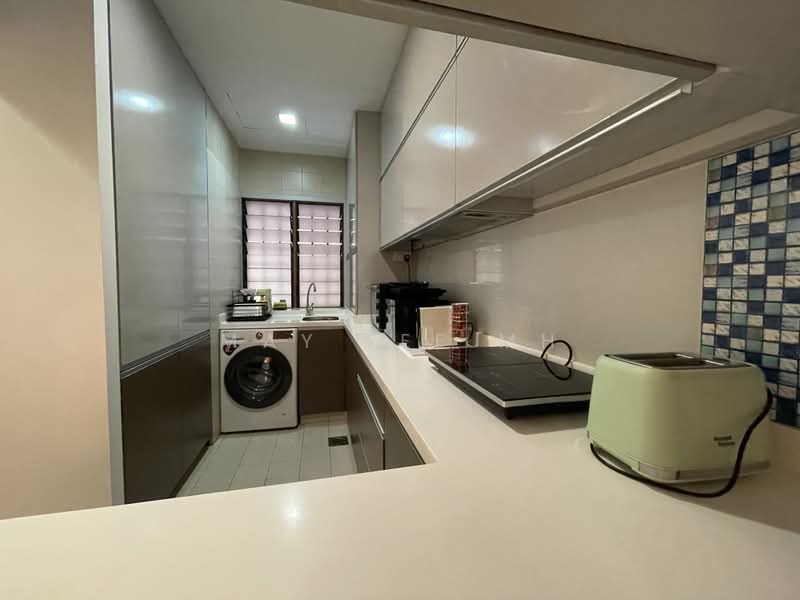 The Beaumont, 145 Devonshire Road, 1 Bedroom, 990 sqft, Condominium For Rent, by May Lee MH, 500199422 - Kitchen - PropertyGuru.com.sg