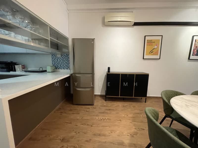 The Beaumont, 145 Devonshire Road, 1 Bedroom, 990 sqft, Condominium For Rent, by May Lee MH, 500199422 - Kitchen - PropertyGuru.com.sg