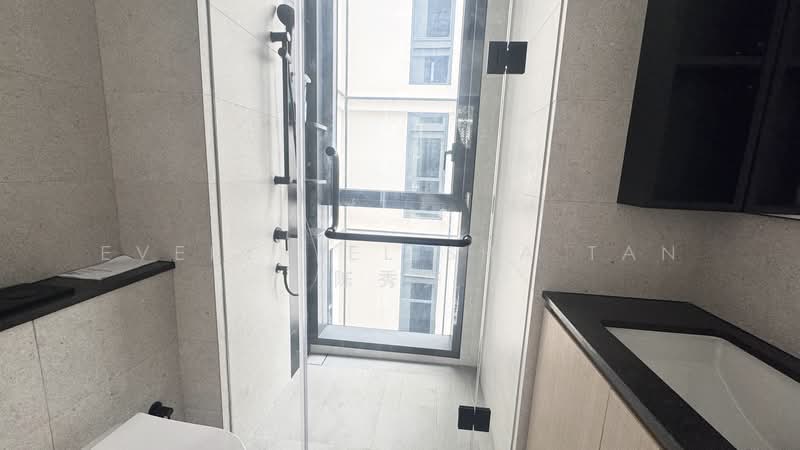 Jervois Mansion, 8 Jervois Close, Room Rental, 180 sqft, Condominium For Rent, by Evelyn Elisha Tan 陈秀芬, 500199430 - Common Bathroom - PropertyGuru.com.sg