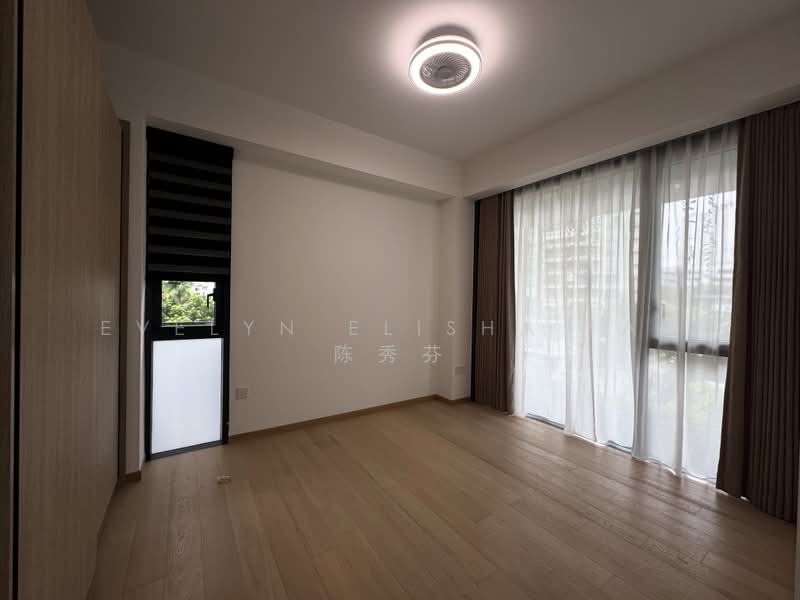 Jervois Mansion, 8 Jervois Close, Room Rental, 180 sqft, Condominium For Rent, by Evelyn Elisha Tan 陈秀芬, 500199430 - Master Bedroom w Cosy 3-4 Tone Lights - PropertyGuru.com.sg
