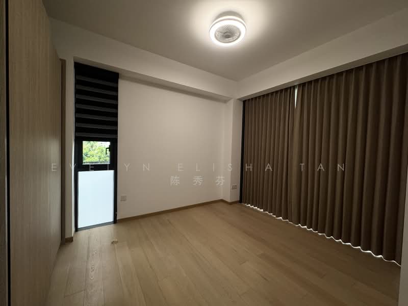 Jervois Mansion, 8 Jervois Close, Room Rental, 180 sqft, Condominium For Rent, by Evelyn Elisha Tan 陈秀芬, 500199430 - Master Bedroom w Cosy 3-4 Tone Lights - PropertyGuru.com.sg