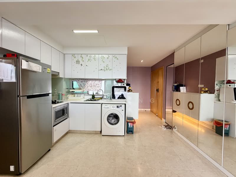 Eight Riversuites, 8 Whampoa East, 2 Bedrooms, 807 sqft, Condominium For Sale, by Jason Ng, 500199433 - Kitchen - PropertyGuru.com.sg