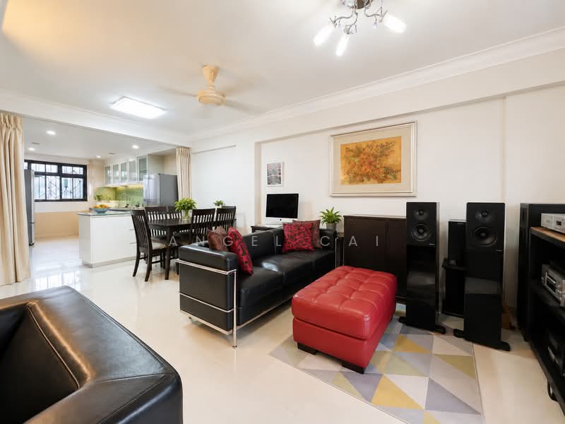 20 Lorong 7 Toa Payoh, 20 Lorong 7 Toa Payoh, 2 Bedrooms, 721 sqft, HDB Flat For Sale, by Angel Cai, 500199439 - Living Room - PropertyGuru.com.sg