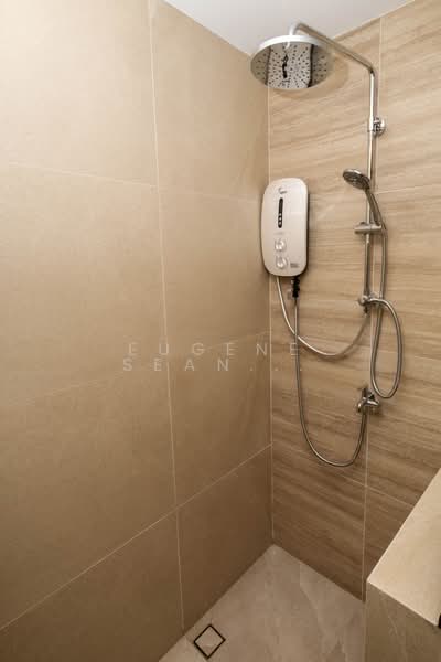 The Plaza, 7500A Beach Road, Room Rental, 250 sqft, Apartment For Rent, by Eugene Sean Cheng, 500199442 - Bathroom - PropertyGuru.com.sg