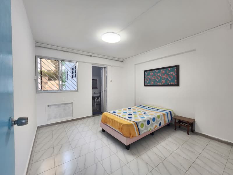 329 Serangoon Avenue 3, 329 Serangoon Avenue 3, 3 Bedrooms, 904 sqft, HDB Flat For Sale, by Thomas Tan, 500199449 - Bedroom - PropertyGuru.com.sg