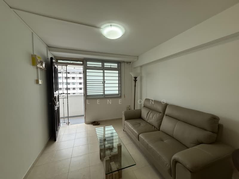 2 Ghim Moh Road, 2 Ghim Moh Road, 3 Bedrooms, 700 sqft, HDB Flat For Sale, by Selene Ong, 500199451 - Living Room - PropertyGuru.com.sg
