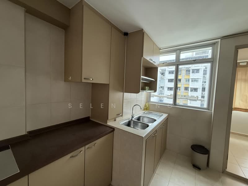 2 Ghim Moh Road, 2 Ghim Moh Road, 3 Bedrooms, 700 sqft, HDB Flat For Sale, by Selene Ong, 500199451 - Kitchen - PropertyGuru.com.sg