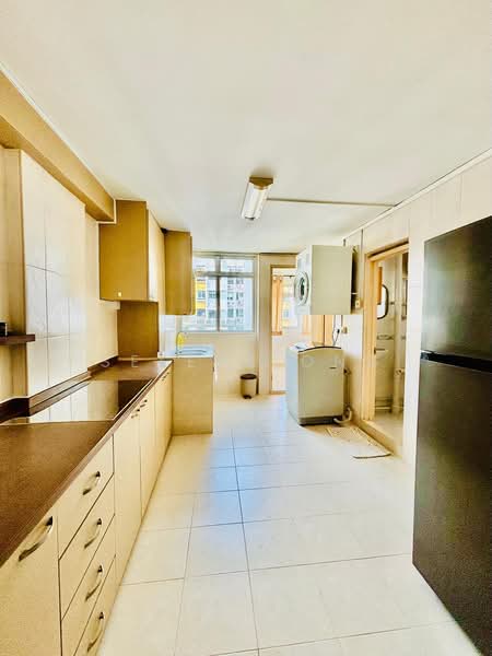 2 Ghim Moh Road, 2 Ghim Moh Road, 3 Bedrooms, 700 sqft, HDB Flat For Sale, by Selene Ong, 500199451 - Kitchen - PropertyGuru.com.sg