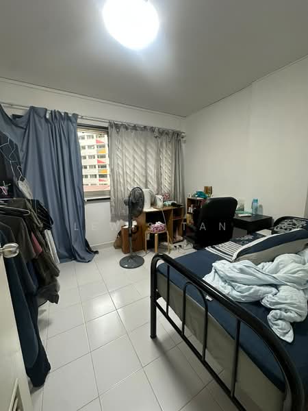 835 Jurong West Street 81, 835 Jurong West Street 81, 4 Bedrooms, 1,302 sqft, HDB Flat For Sale, by Lewis Tan, 500199457 - Bedroom - PropertyGuru.com.sg