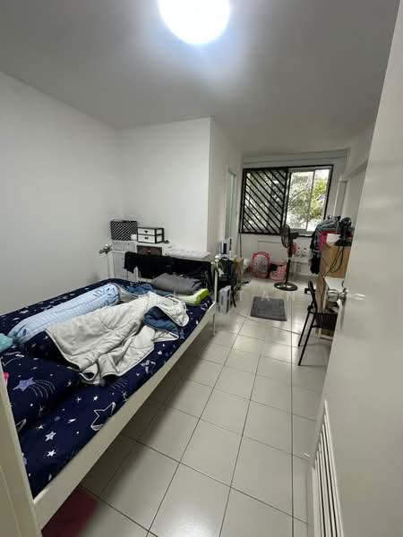 835 Jurong West Street 81, 835 Jurong West Street 81, 4 Bedrooms, 1,302 sqft, HDB Flat For Sale, by Lewis Tan, 500199457 - Bedroom - PropertyGuru.com.sg