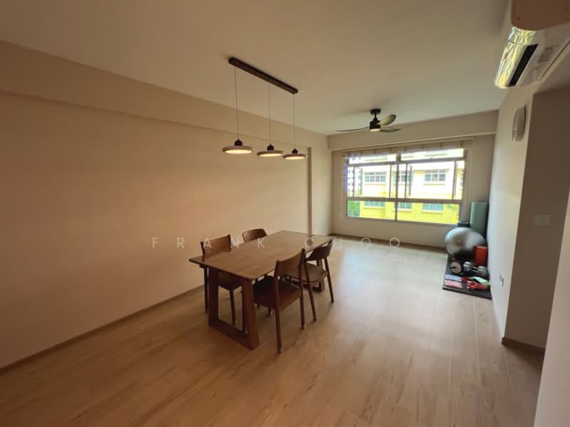 426B Yishun Avenue 11, 426B Yishun Avenue 11, Room Rental, 120 sqft, HDB Flat For Rent, by Frank Choo, 500199462 - Living Room - PropertyGuru.com.sg