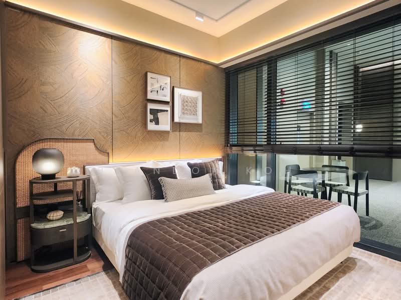 The Robertson Opus, 11 Unity Street, 3 Bedrooms, 990 sqft, Condominium For Sale, by Brandon Koh, 500199467 - Master Bedroom - PropertyGuru.com.sg