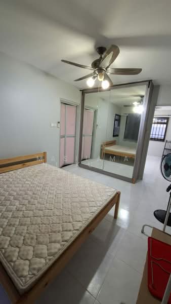 273D Jurong West Avenue 3, 273D Jurong West Avenue 3, 2 Bedrooms, 900 sqft, HDB Flat For Rent, by Masilamani Kumara Velu, 500199468 - Bedroom - PropertyGuru.com.sg