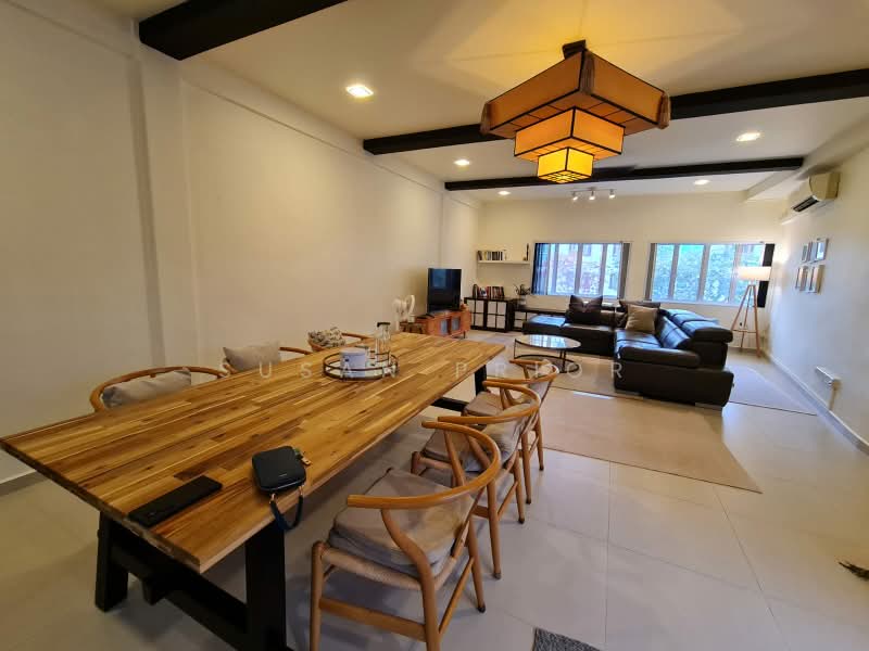Tiong Bahru Biggest 2 Bed, Tiong Bahru Road, 2 Bedrooms, 1,275 sqft, Conservation House For Sale, by Susan Prior, 500199473 - Living Room - PropertyGuru.com.sg