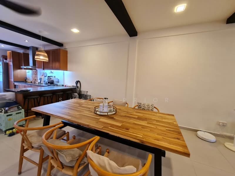 Tiong Bahru Biggest 2 Bed, Tiong Bahru Road, 2 Bedrooms, 1,275 sqft, Conservation House For Sale, by Susan Prior, 500199473 - Kitchen - PropertyGuru.com.sg
