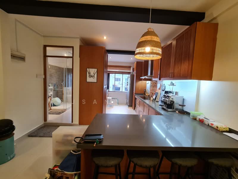 Tiong Bahru Biggest 2 Bed, Tiong Bahru Road, 2 Bedrooms, 1,275 sqft, Conservation House For Sale, by Susan Prior, 500199473 - Kitchen - PropertyGuru.com.sg