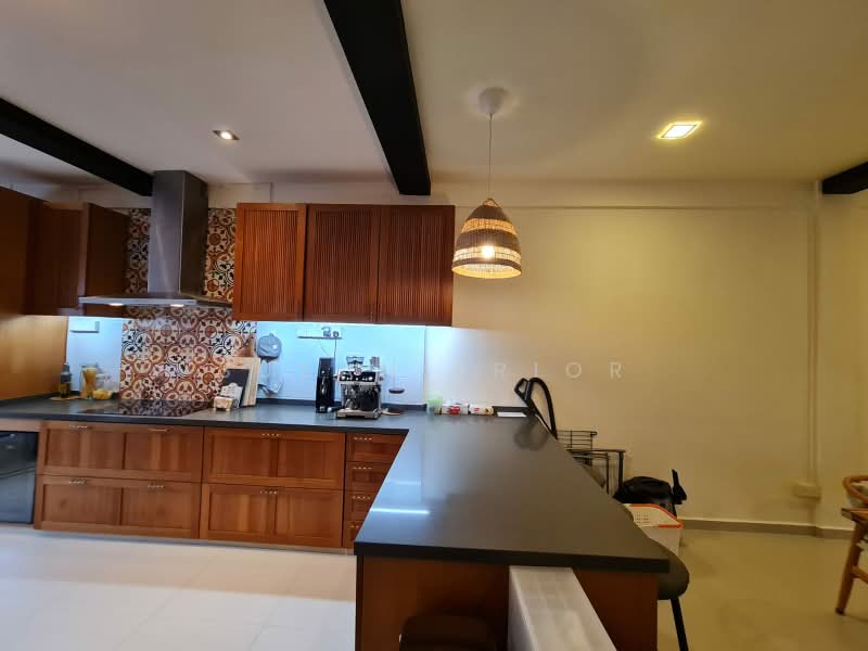 Tiong Bahru Biggest 2 Bed, Tiong Bahru Road, 2 Bedrooms, 1,275 sqft, Conservation House For Sale, by Susan Prior, 500199473 - Kitchen - PropertyGuru.com.sg