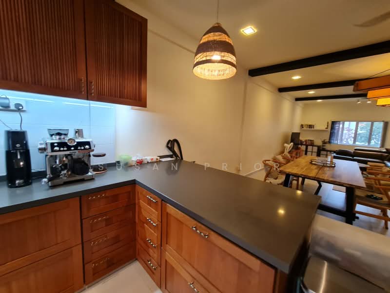 Tiong Bahru Biggest 2 Bed, Tiong Bahru Road, 2 Bedrooms, 1,275 sqft, Conservation House For Sale, by Susan Prior, 500199473 - Kitchen - PropertyGuru.com.sg