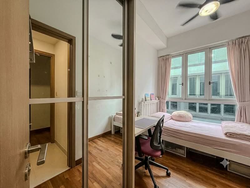 NEWest, 3 West Coast Drive, 4 Bedrooms, 2,433 sqft, Cluster House For Sale, by Nigel Eng, 500199475 - Bedroom - PropertyGuru.com.sg