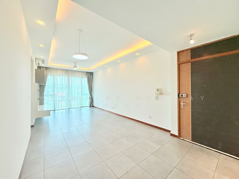 The Nexus, 955 Bukit Timah Road, Clementi Park / Upper Bukit Timah, 2 Bedrooms, 1,055 sqft, Condominium For Sale, by CHERMAINE Koh Lay Cheng, 500199476 - Living Room - PropertyGuru.com.sg
