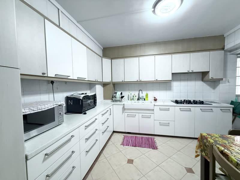798 Woodlands Drive 72, 798 Woodlands Drive 72, 5 Bedrooms, 1,539 sqft, HDB Flat For Rent, by Eunice Teo Y N, 500199481 - Kitchen - PropertyGuru.com.sg