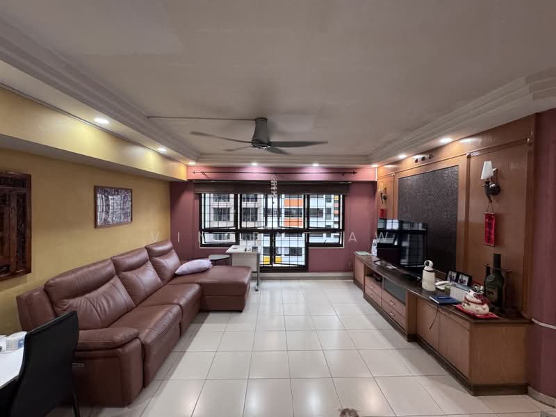 635 Choa Chu Kang North 6, 635 Choa Chu Kang North 6, 4 Bedrooms, 1,539 sqft, HDB Flat For Sale, by Vincent Aw, 500199482 - Living Room - PropertyGuru.com.sg