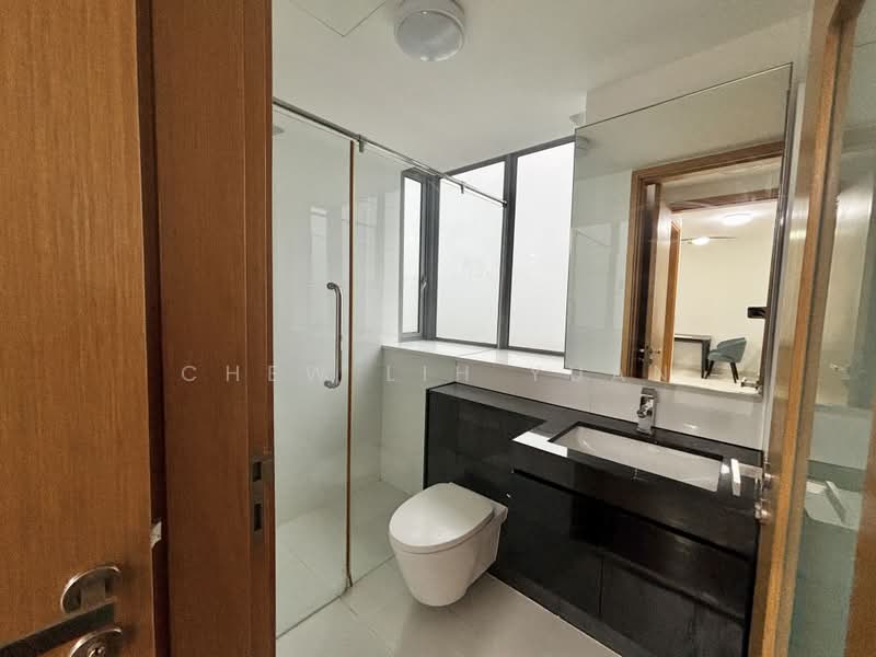 RiverBay, 23 Mar Thoma Road, 2 Bedrooms, 753 sqft, Condominium For Sale, by Chew Lih Yuan, 500199486 - Master Bathroom - PropertyGuru.com.sg
