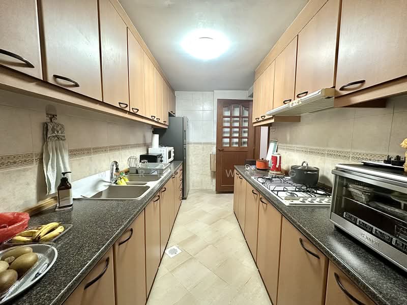 Westcove Condo, 10 West Coast Crescent, 2 Bedrooms, 1,087 sqft, Condominium For Sale, by Marius Wong, 500199503 - Kitchen - PropertyGuru.com.sg