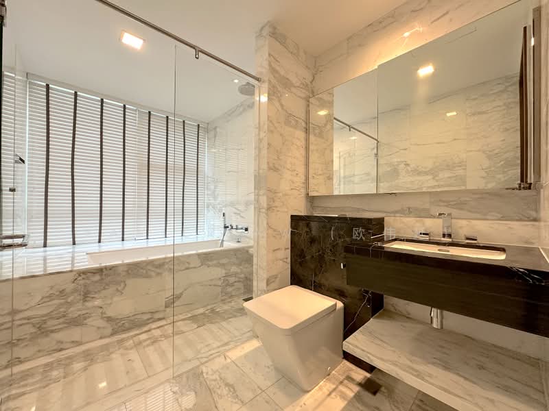 Residences @ Emerald Hill, 119 Emerald Hill Road, 5 Bedrooms, 5,791 sqft, Condominium For Sale, by Xavier Aw (欧伟廷), 500199509 - Bathroom - PropertyGuru.com.sg