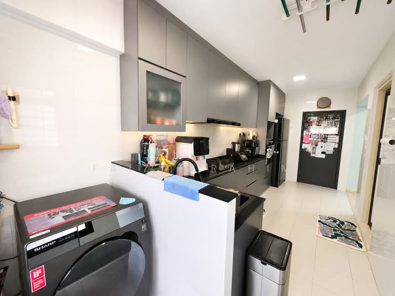 764A Woodlands Circle, 764A Woodlands Circle, 3 Bedrooms, 1,194 sqft, HDB Flat For Sale, by Faizal Rahim, 500199521 - Kitchen - PropertyGuru.com.sg