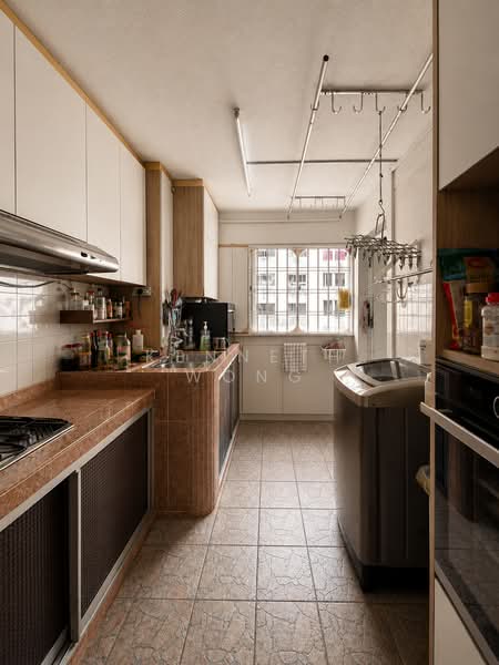334 Woodlands Street 32, 334 Woodlands Street 32, 3 Bedrooms, 893 sqft, HDB Flat For Sale, by Kenneth Wong, 500199522 - Kitchen - PropertyGuru.com.sg