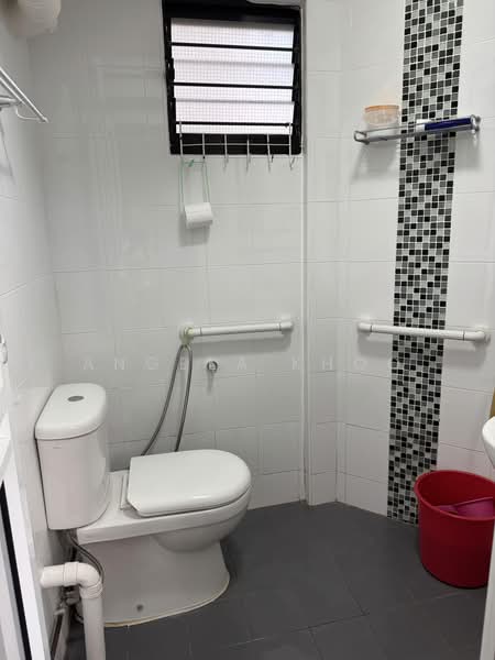 243 Jurong East Street 24, 243 Jurong East Street 24, Room Rental, 160 sqft, HDB Flat For Rent, by Angela Khoo, 500199523 - PropertyGuru.com.sg
