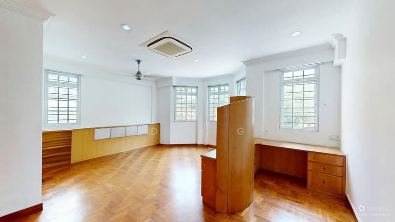 Freehold Detached House Near Beauty World, Upper Bukit Timah View, 6 Bedrooms, 4,700 sqft, Detached House For Sale, by Sindric Goh, 500199525 - Study - PropertyGuru.com.sg