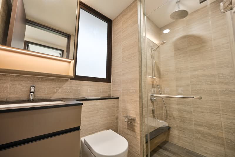 The Commodore, 59 Canberra Drive, 3 Bedrooms, 1,023 sqft, Condominium For Sale, by Joseph Ng 黄德顺, 500199528 - Bathroom - PropertyGuru.com.sg