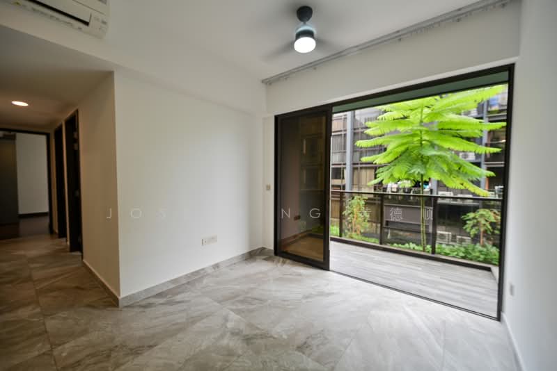The Commodore, 59 Canberra Drive, 3 Bedrooms, 1,023 sqft, Condominium For Sale, by Joseph Ng 黄德顺, 500199528 - Balcony - PropertyGuru.com.sg