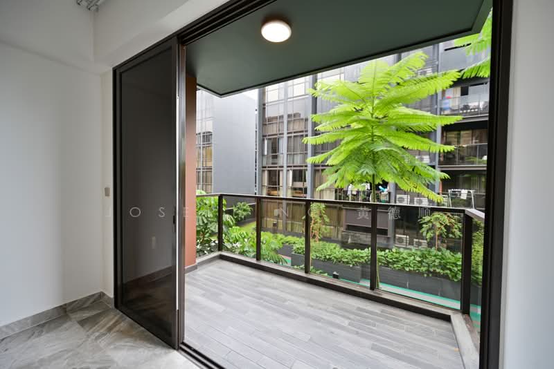 The Commodore, 59 Canberra Drive, 3 Bedrooms, 1,023 sqft, Condominium For Sale, by Joseph Ng 黄德顺, 500199528 - Balcony - PropertyGuru.com.sg