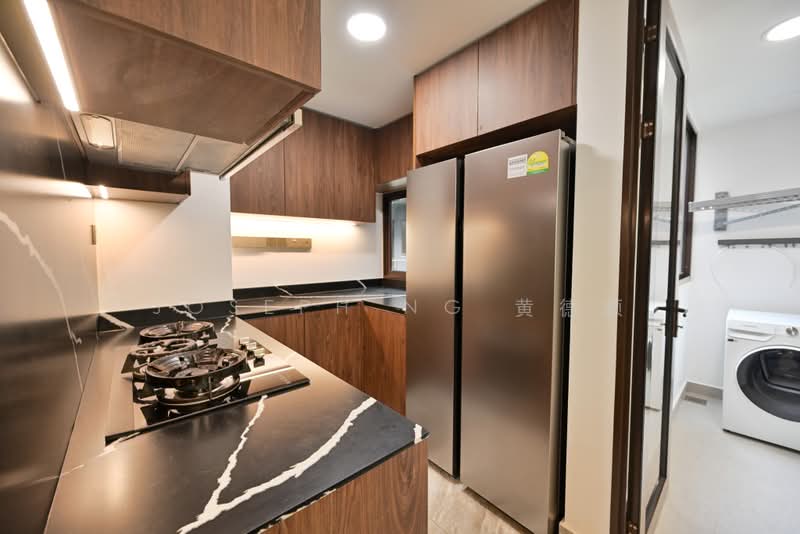 The Commodore, 59 Canberra Drive, 3 Bedrooms, 1,023 sqft, Condominium For Sale, by Joseph Ng 黄德顺, 500199528 - Kitchen - PropertyGuru.com.sg