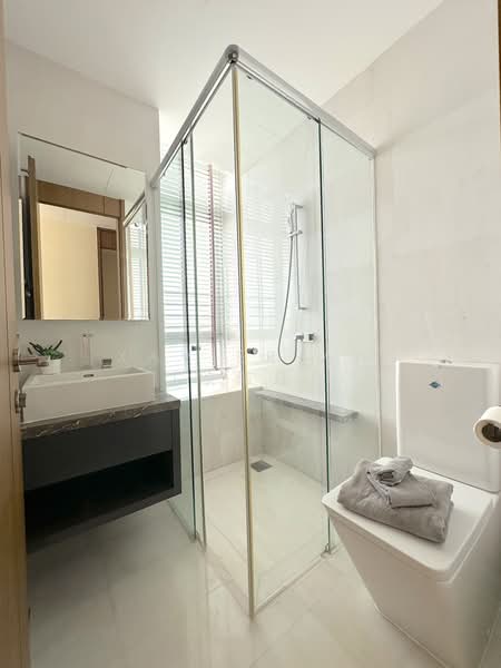 Residences @ Emerald Hill, 119 Emerald Hill Road, 4 Bedrooms, 2,196 sqft, Condominium For Sale, by Xavier Aw (欧伟廷), 500199530 - Bathroom - PropertyGuru.com.sg