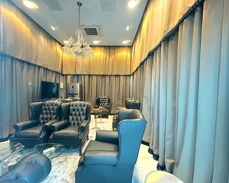 Residences @ Emerald Hill, 119 Emerald Hill Road, 4 Bedrooms, 2,196 sqft, Condominium For Sale, by Xavier Aw (欧伟廷), 500199530 - Living Room - PropertyGuru.com.sg