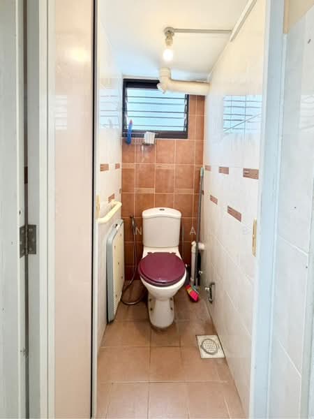222 Lorong 8 Toa Payoh, 222 Lorong 8 Toa Payoh, 3 Bedrooms, 882 sqft, HDB Flat For Sale, by Ainon Talib, 500199532 - PropertyGuru.com.sg