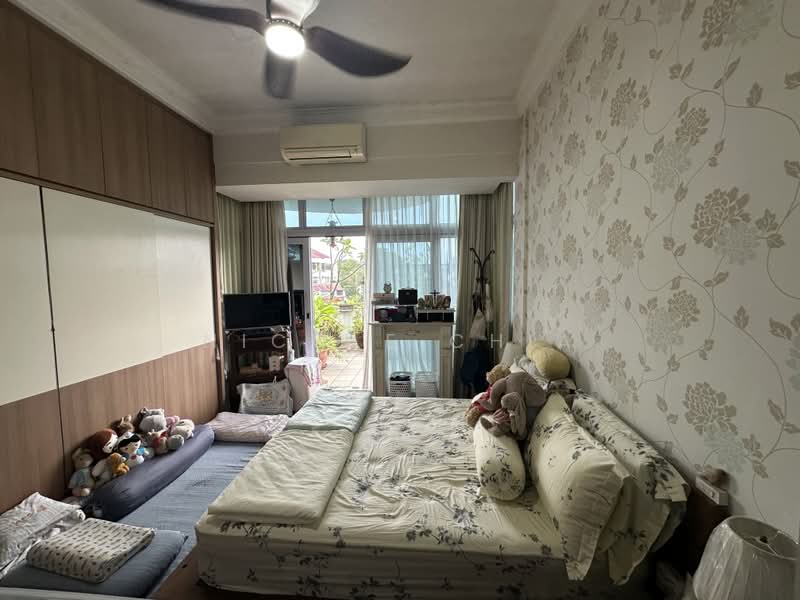 The Windsor, 5A Ontario Avenue, 3 Bedrooms, 1,582 sqft, Condominium For Sale, by Nicole Chia, 500199547 - Bedroom - PropertyGuru.com.sg
