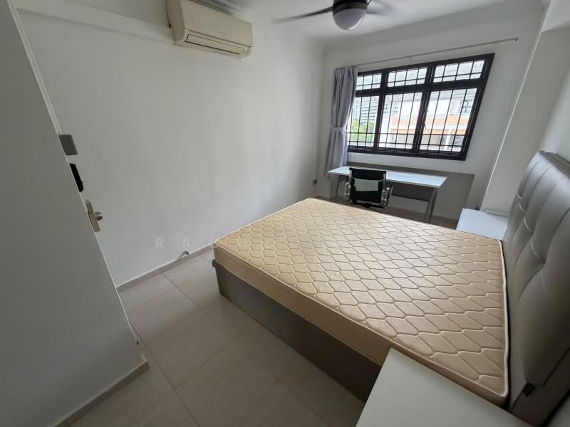 413 Sembawang Drive, 413 Sembawang Drive, Room Rental, 130 sqft, HDB Flat For Rent, by Rachel Tan, 500199553 - Bedroom - PropertyGuru.com.sg