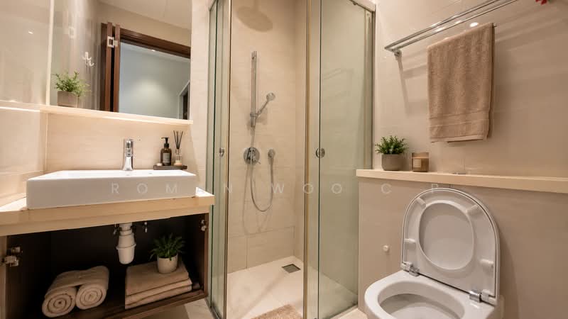 🔥Cheapest 2 Bedroom Freehold Penthouse 🔥 City Fringe | Next to MRT, Farrer Park / Serangoon Rd, 2 Bedrooms, 1,087 sqft, Condominium For Sale, by Roman Woo C P, 500199557 - Bathroom - PropertyGuru.com.sg