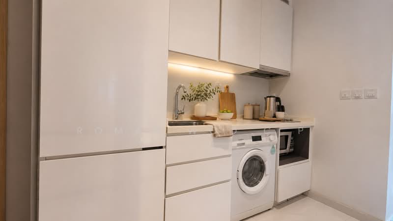 🔥Cheapest 2 Bedroom Freehold Penthouse 🔥 City Fringe | Next to MRT, Farrer Park / Serangoon Rd, 2 Bedrooms, 1,087 sqft, Condominium For Sale, by Roman Woo C P, 500199557 - Kitchen - PropertyGuru.com.sg