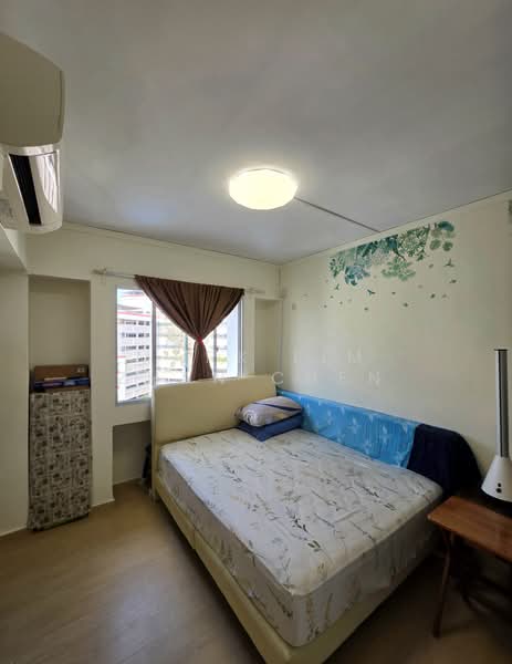 186A Rivervale Drive, 186A Rivervale Drive, 3 Bedrooms, 1,184 sqft, HDB Flat For Sale, by Mark Lim Zhan Chen, 500199573 - Bedroom - PropertyGuru.com.sg