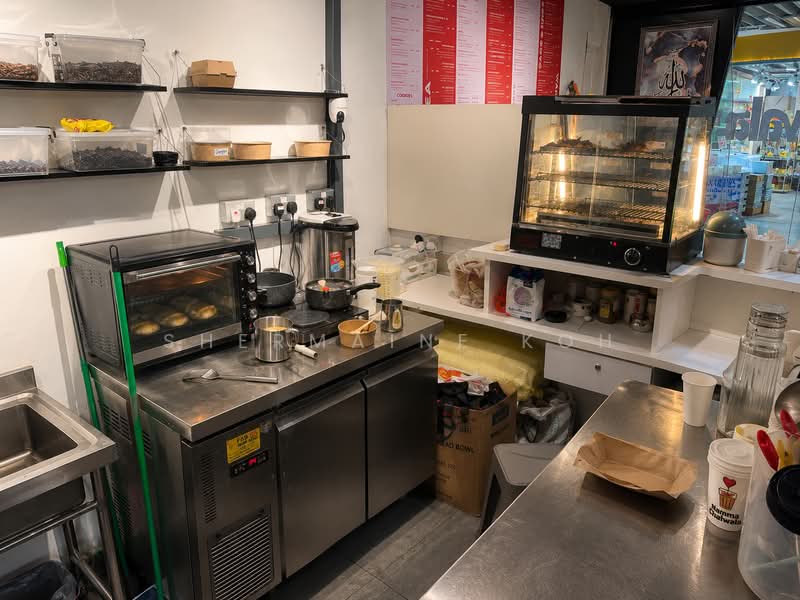 Bras Basah Road, Bras Basah Road, 220 sqft, Food & Beverage For Rent, by Shermaine Koh, 500199579 - Kitchen - CommercialGuru.com.sg
