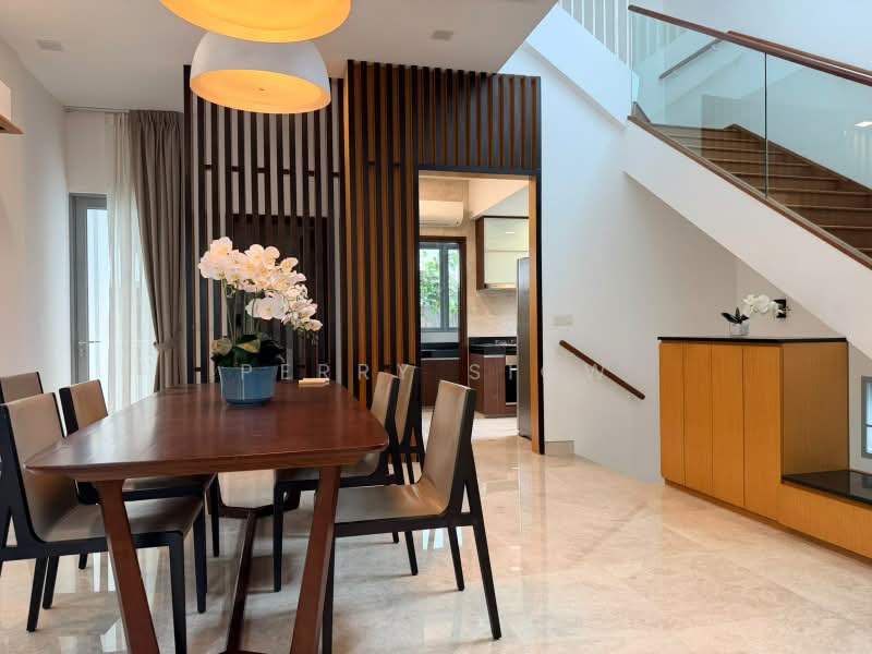 Exclusive Bungalow With Private Pool Near East Coast Park, Meyer Rd / Tanjong Katong Rd /, East Coast / Marine Parade, 5 Bedrooms, 6,400 sqft, Bungalow House For Rent, by Perry Siow, 500199582 - Dining Room - PropertyGuru.com.sg