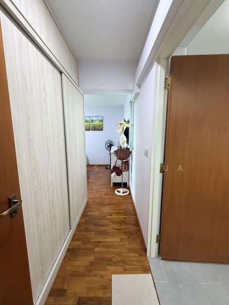 416 Clementi Avenue 1, 416 Clementi Avenue 1, 3 Bedrooms, 1,260 sqft, HDB Flat For Sale, by Yap Shu Hua, 500199594 - Corridor - PropertyGuru.com.sg